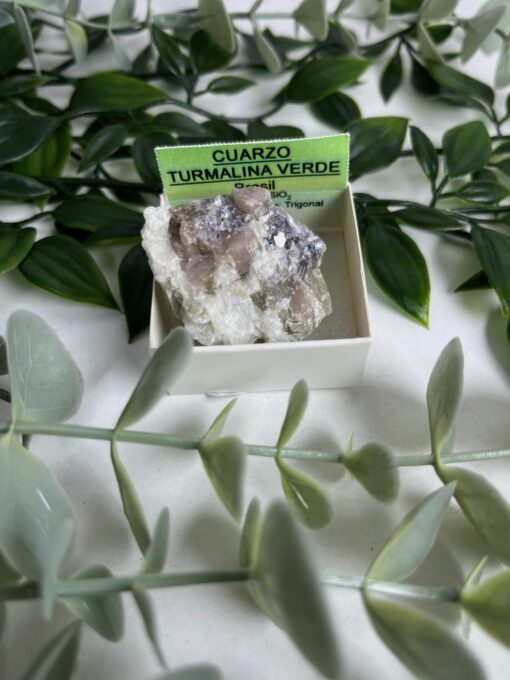 Piedra natural de cuarzo turmalina verde