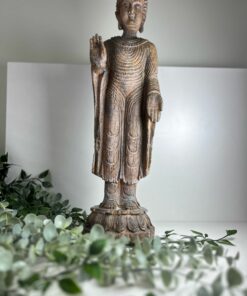 Figura de Buda envejecido
